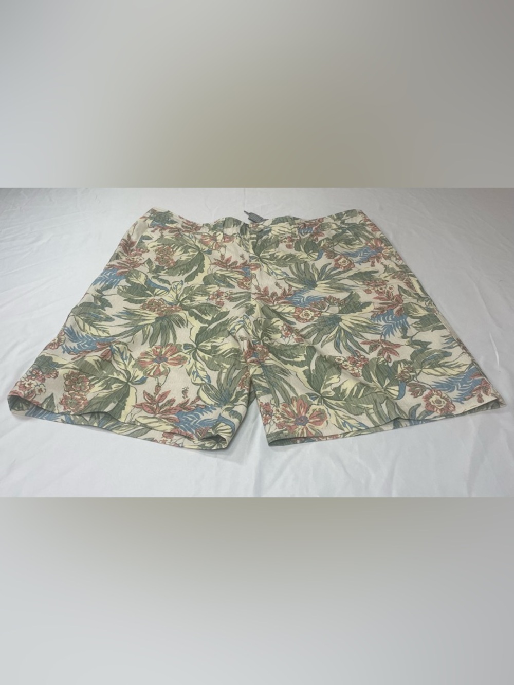 Goodfellow & Co Beige Floral Print Cotton Shorts